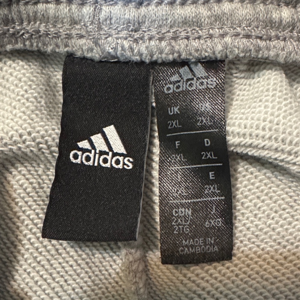 Adidas Men’s Light Gray joggers